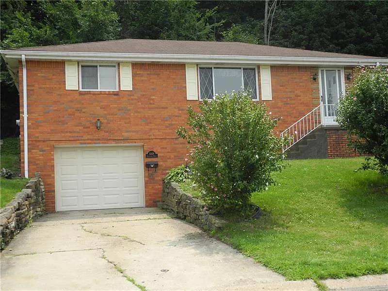 1408 Pesavento Dr photo 1