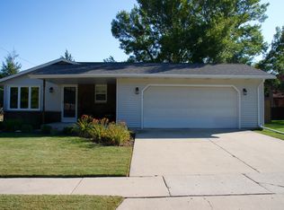 4241 Rock Ct, Manitowoc, WI 54220