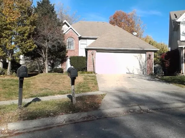 585 Twin Pines Way, Lexington, KY 40514
