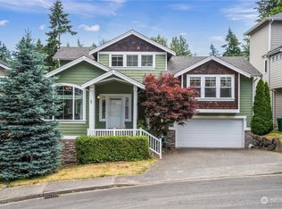 1762 Monroe Ave NE, Renton, WA 98056