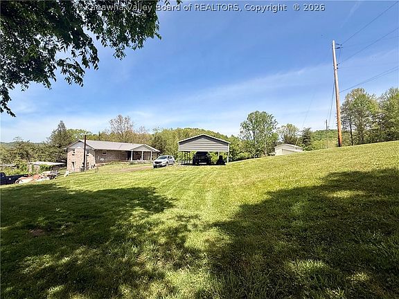 5th image of 104 Ruby Ln