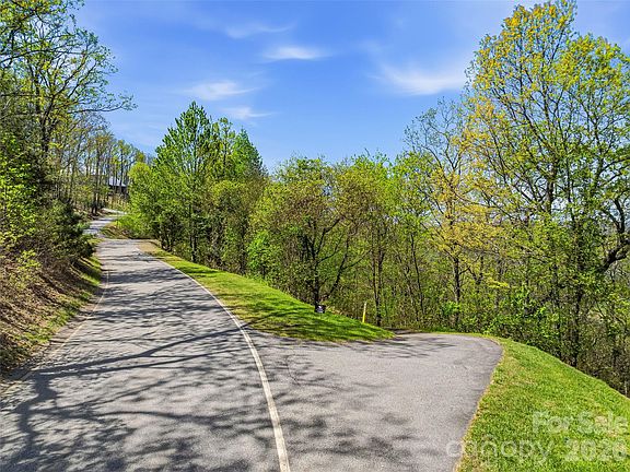 3rd image of 27 Deer Grass Ct