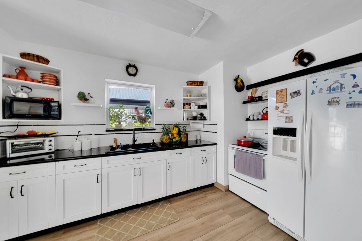 next background image