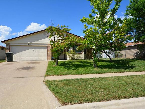 2nd image of 2513 Traverse Dr