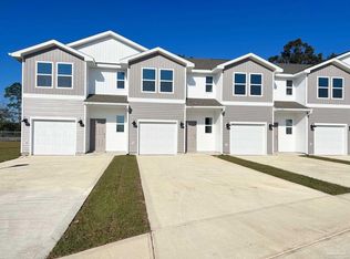 3867 Pendragon Cir, Milton, FL 32583