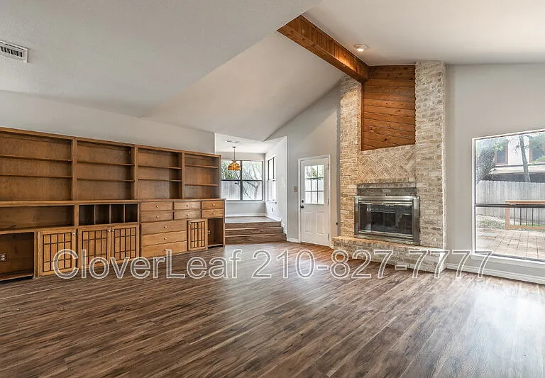 2907 Burnt Oak St — Photo 7