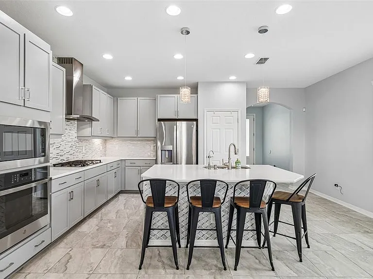 11852 Gavin Ln — Photo 9