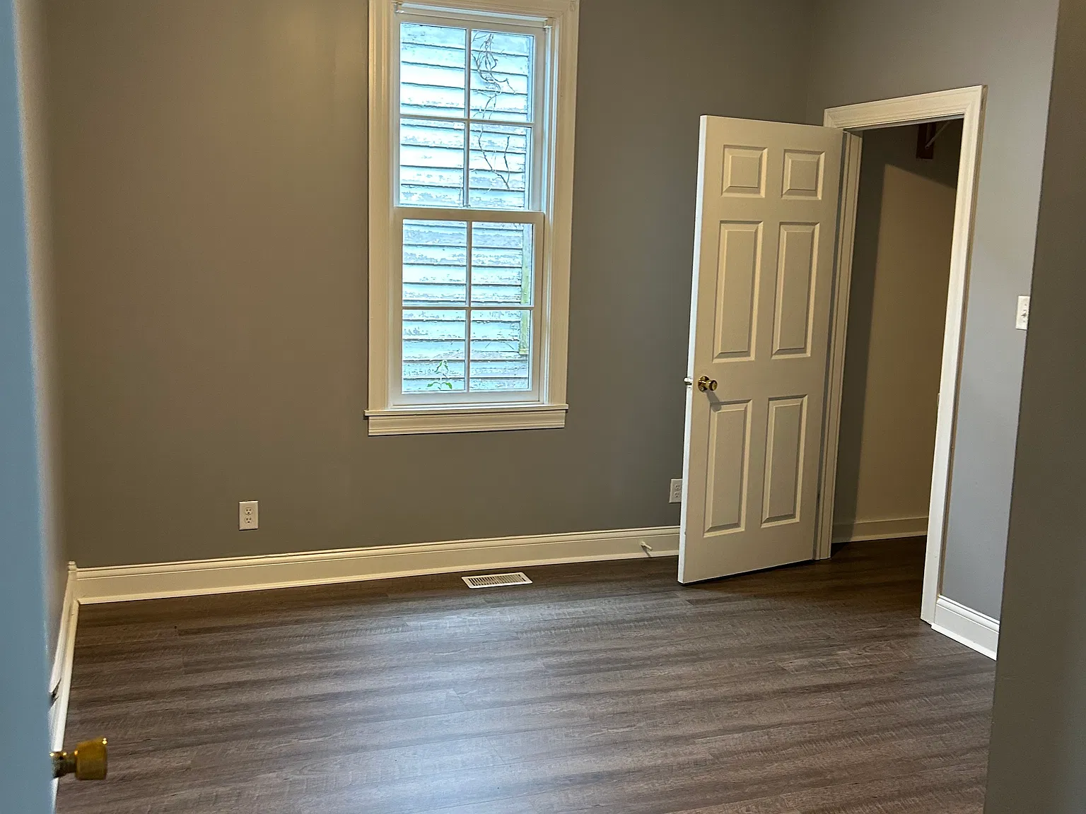 2 bed, 960 sqft, $1,000 — Photo 3