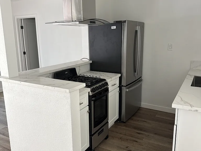 208-4 W Wilson Ave #208 — Photo 8