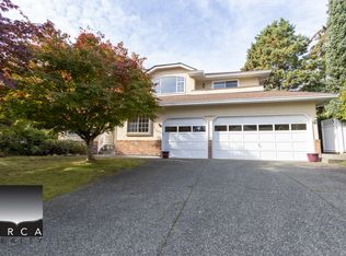 3015 Griffin Pl, North Vancouver, BC V7R4W9