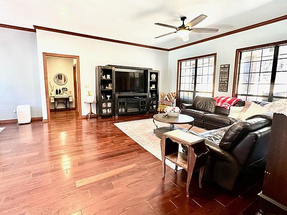 3rd image of 3 Woodcrest