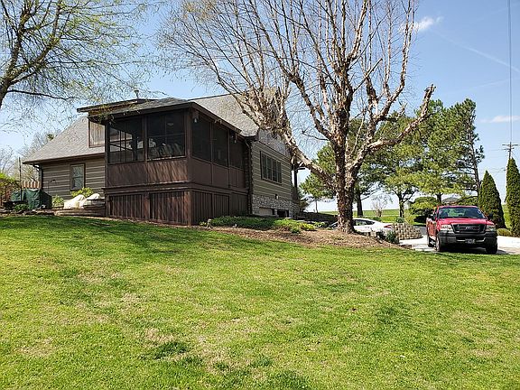 4th image of 6215 Sutherlin Ln