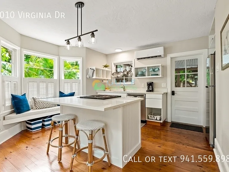 1010 Virginia Dr — Photo 9