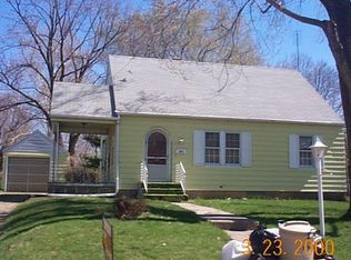 607 West St, Washington, IL 61571