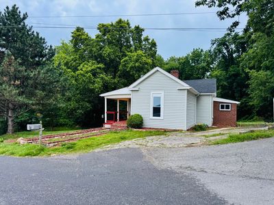 922 Hill Ave, Salem, VA, 24153
