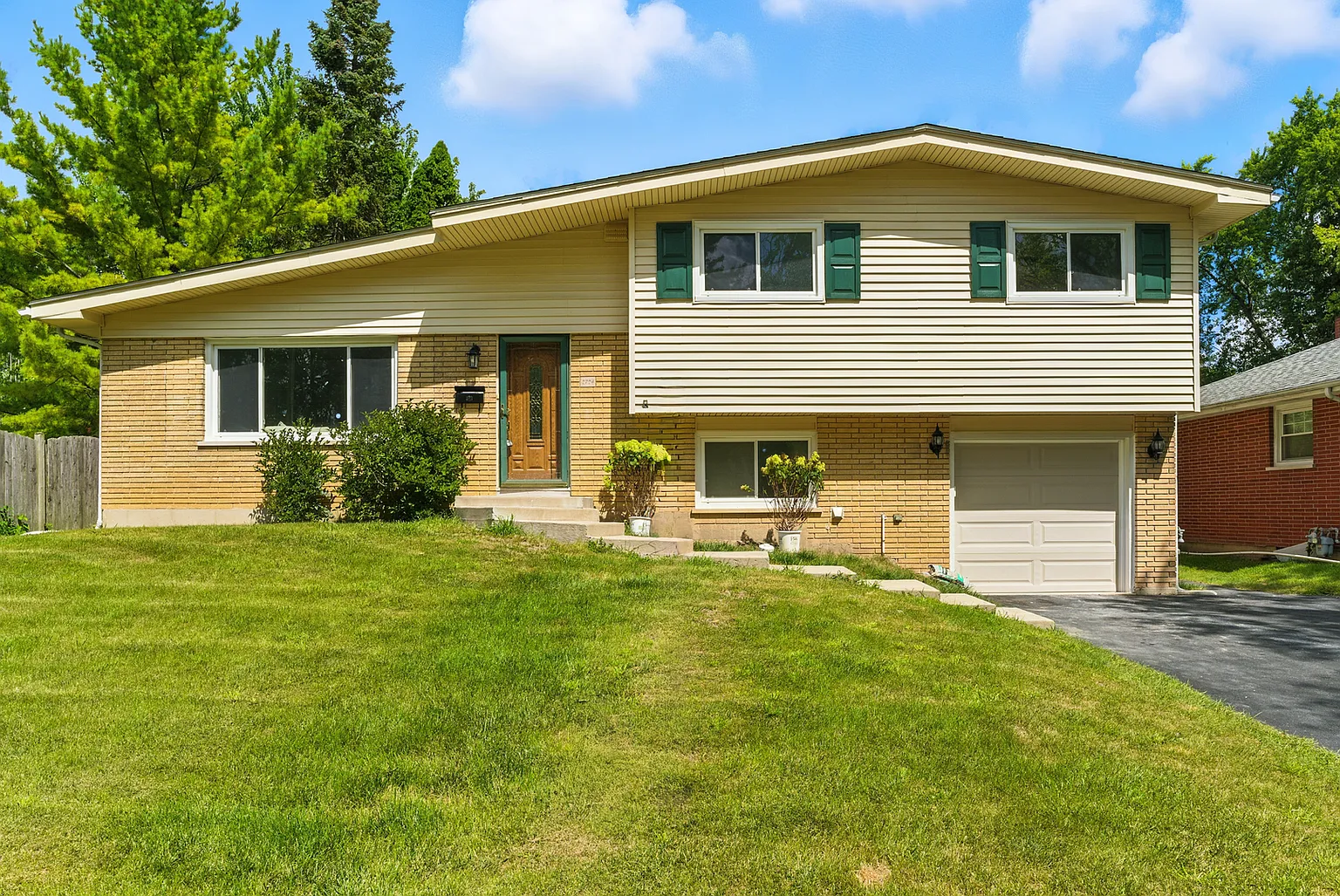 2708 Dana Ave photo 1