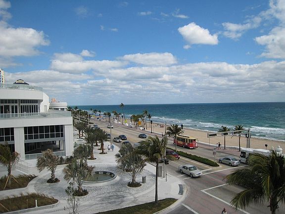 3rd image of 345 N Fort Lauderdale Beach Blvd APT 402