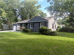 9808 E 81st Ter, Raytown, MO 64138