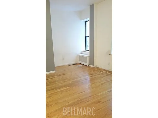 Rented by Bellmarc Realty | media 15