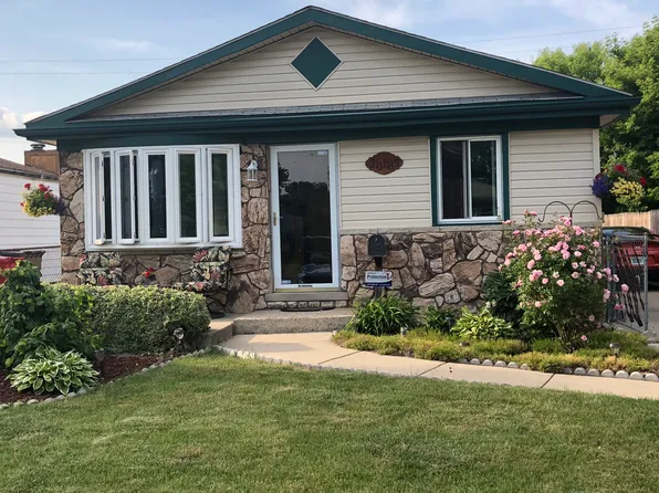 20189 Woodward St, Clinton Township, MI 48035