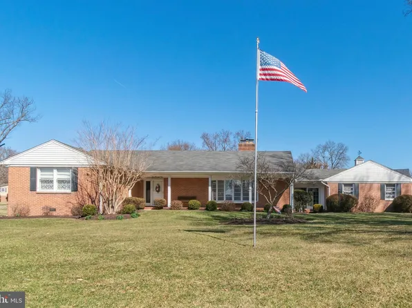 4001 Crescent Rd, Ellicott City, MD 21042