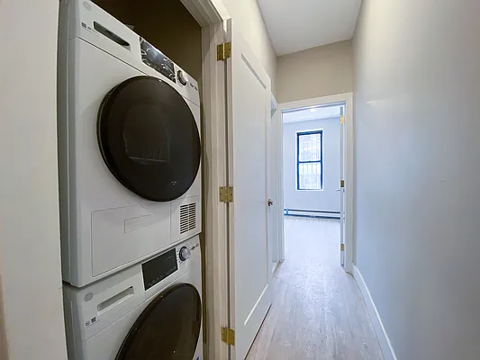 Rented by MAPT Residential LLC | media 25