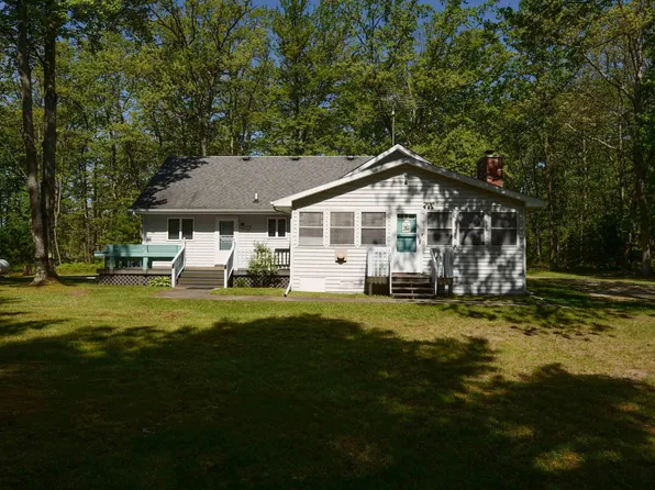 610 N Binder Rd, Tawas City, MI 48763