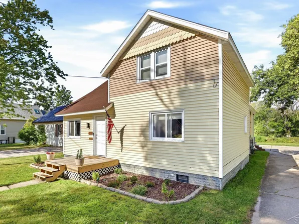 2989 Harrison St, Saginaw, MI 48604