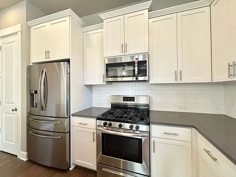 11571 SW Barber St — Photo 18