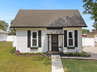 421 N Pearl St, Butler, IN 46721