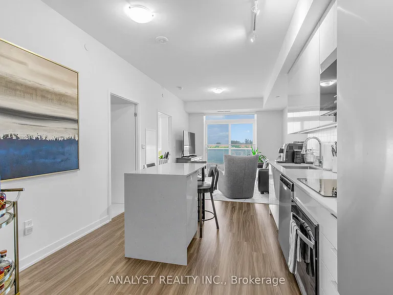 498 Caldari Rd #522 — Photo 2