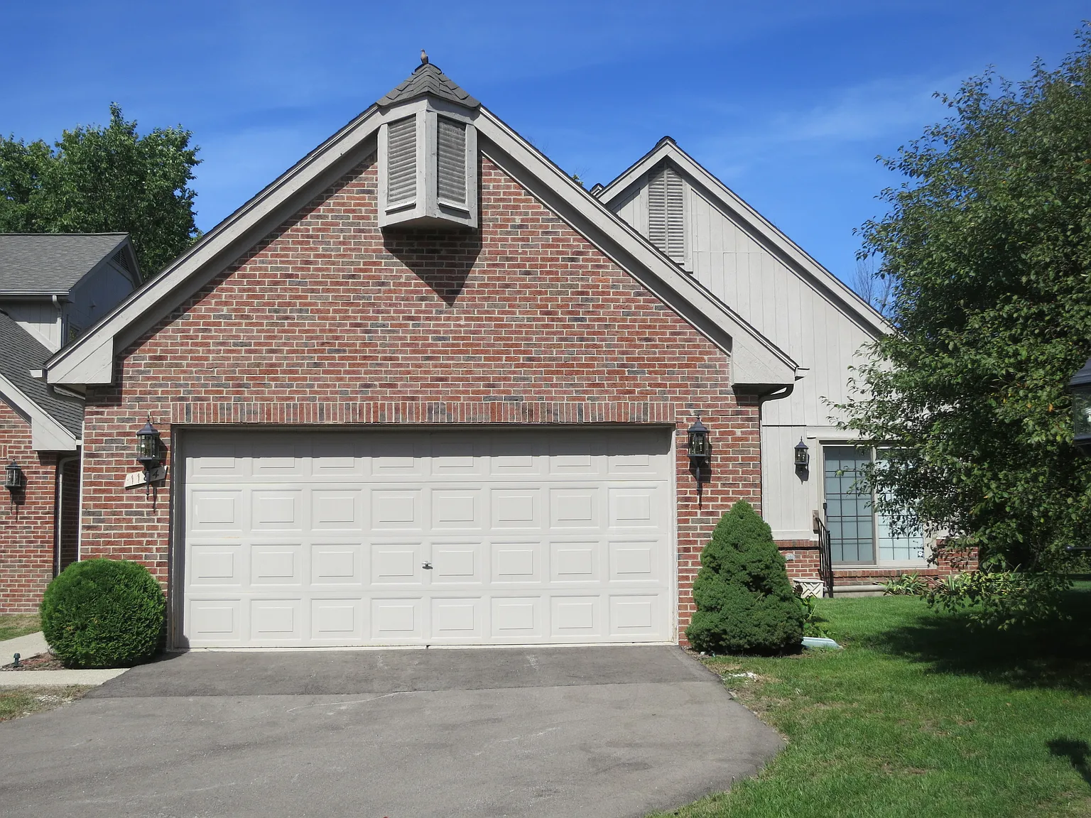1184 Stonecrest Dr #1 photo 1