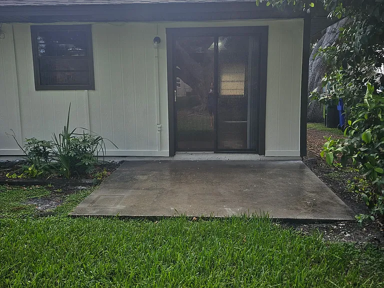 23 Louisiana Ave — Photo 11