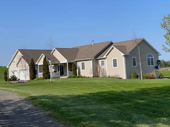 126 Can-American Drive, Derby, VT 05829