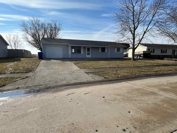 22526 Westmont Ct, Woodburn, IN 46797