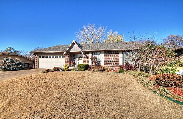 2nd image of 4708 Melody Ln