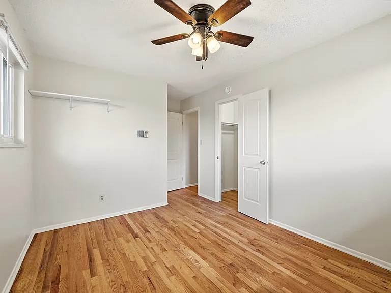 1087 Hathaway Dr — Photo 18