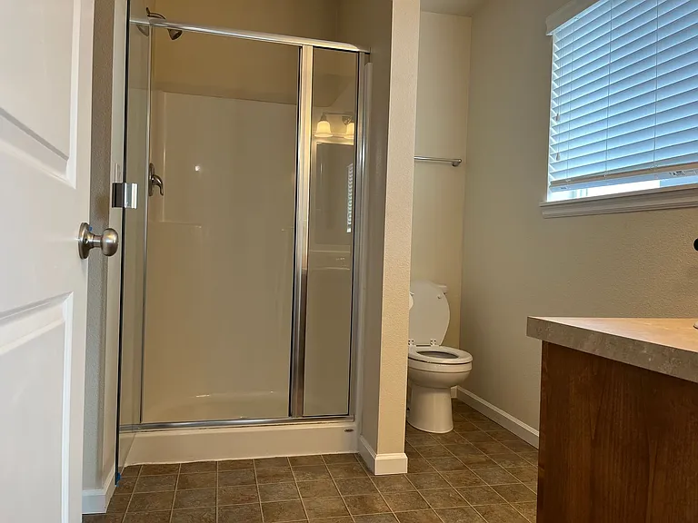 2400 NW Sunny Ln — Photo 17