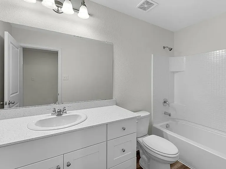 2110 Meadow Park Dr — Photo 11