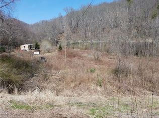 9110 Us Highway 19, Mars Hill, NC 28754