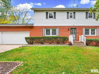 313 Howard St, East Peoria, IL, 61611