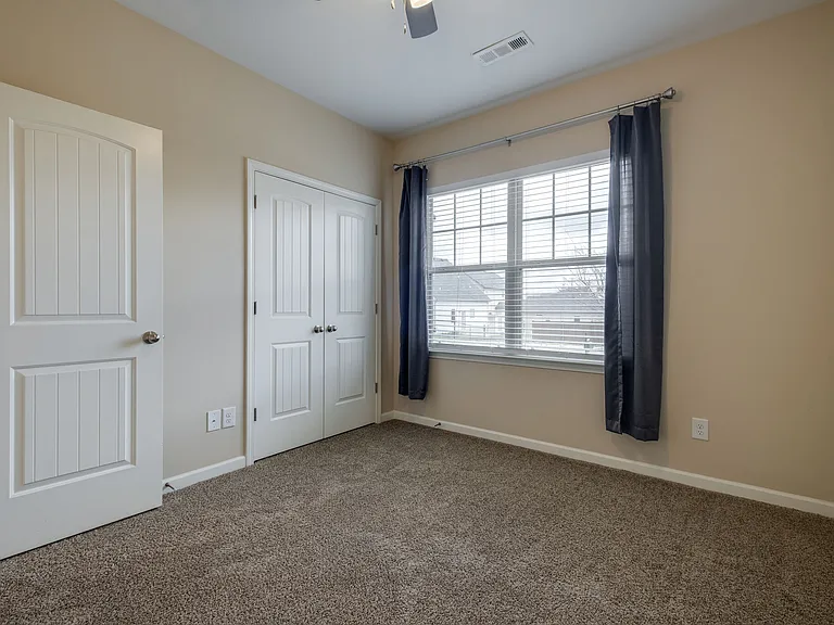 1021 Lindyn Lee Way — Photo 27