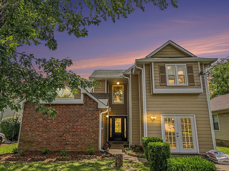 1st image of 139 Agee Cir E