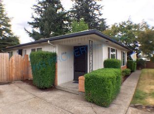 11020 E Burnside St, Portland, OR 97216