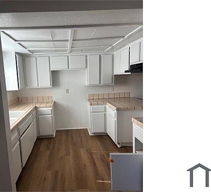 4th image of 1335 S Centre St APT 1