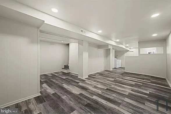 3000 Windsor Ave — Photo 7
