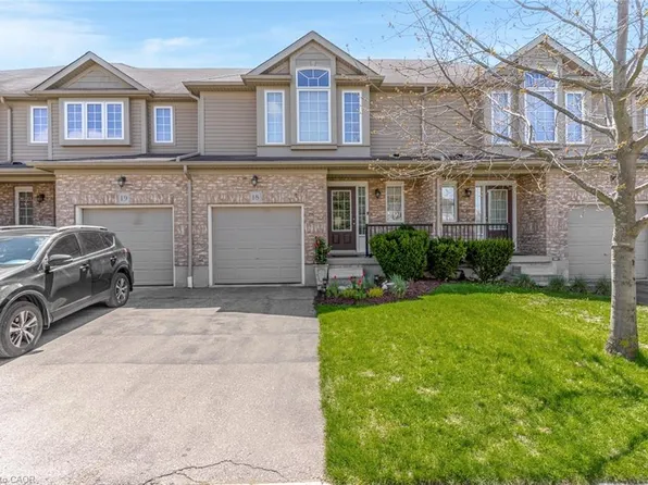 555 Chablis Dr #18, Waterloo, ON N2T 0A5
