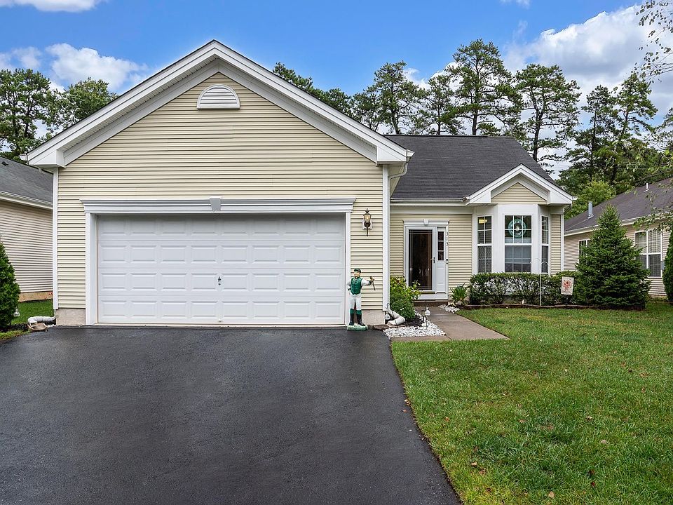 1st image of 313 Southmoor Dr
