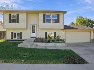 303 Sundance Pkwy, Dacono, CO 80514
