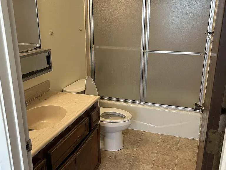 526 Dana St #8 — Photo 4